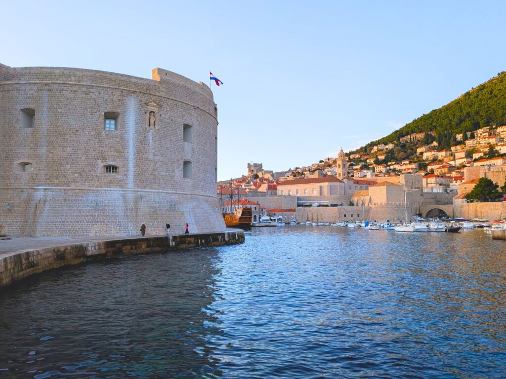 Dubrovnik - Stadtmauer im Winter